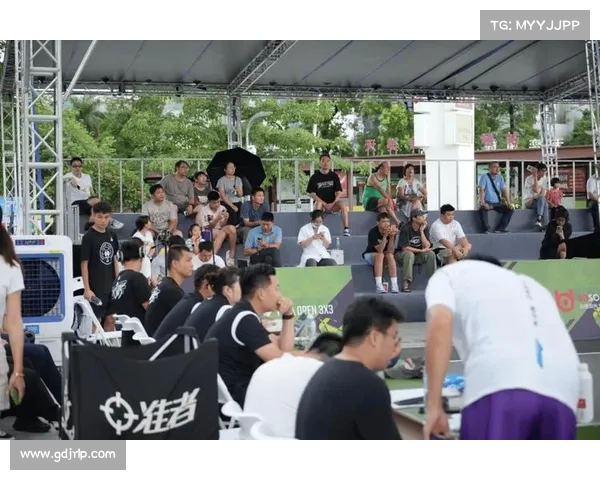 男篮赛事激情对决新时代篮球风暴席卷全球 男篮赛事激情对决新时代篮球风暴席卷全球